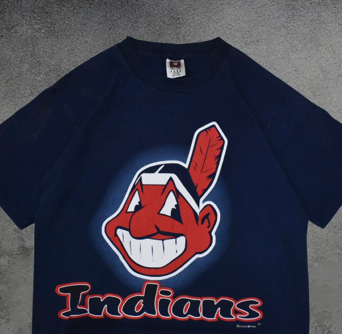 Cleveland Indians Graphic Tee (M)